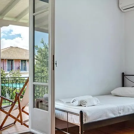 Woodpecker House Lefkada *