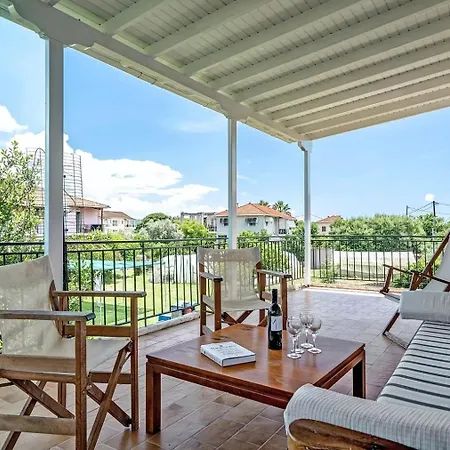 Woodpecker House Lefkada * 利吉亚