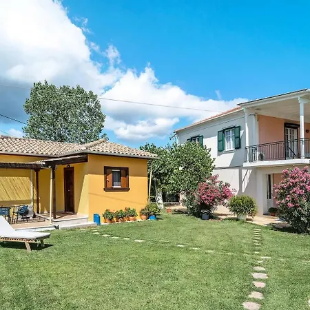 Woodpecker House Lefkada 公寓 *