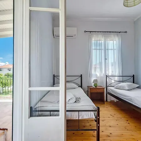 Woodpecker House Lefkada * 利吉亚