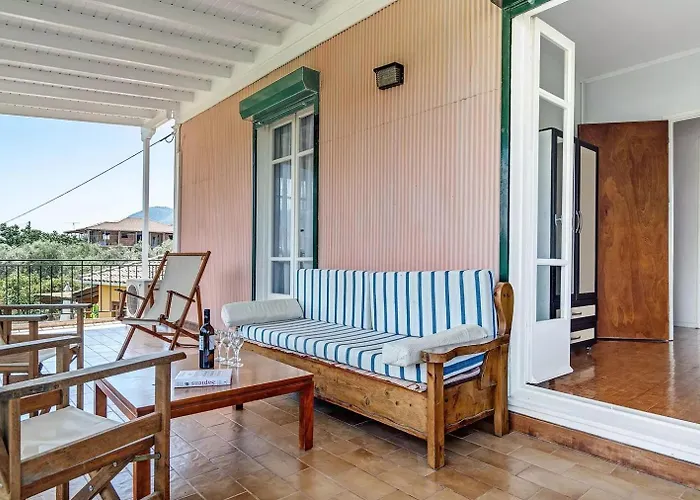 Woodpecker House Lefkada Apartament Ligia